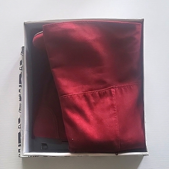 Bamboo Over the Knee Boots - Picture 4 of 4